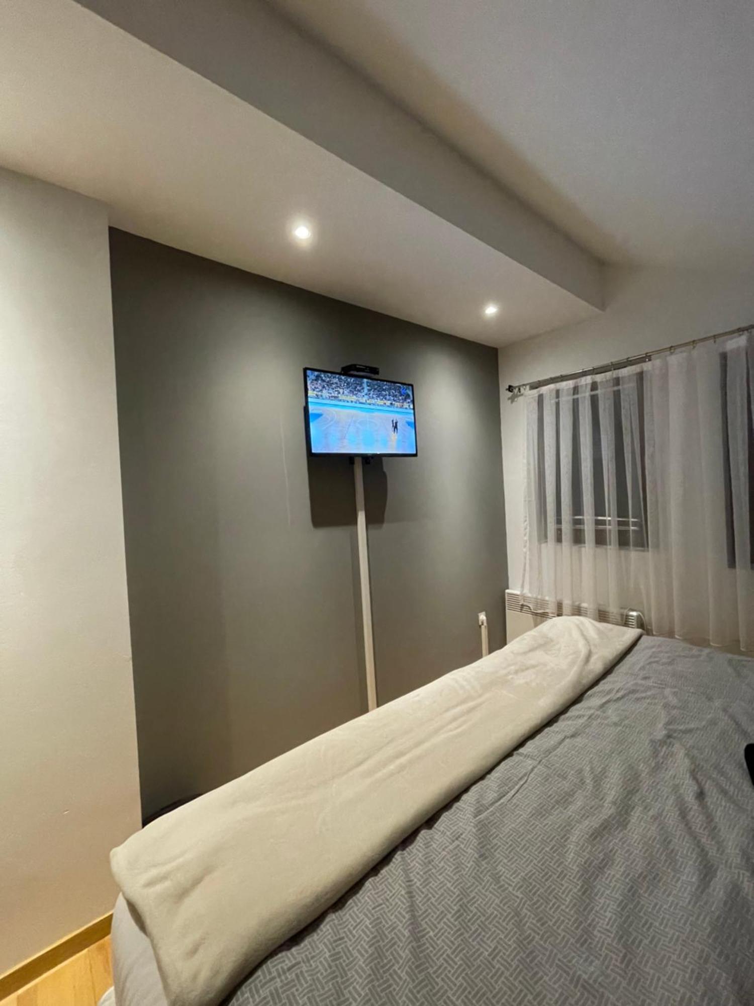 Town Hostel เปเย ภายนอก รูปภาพ