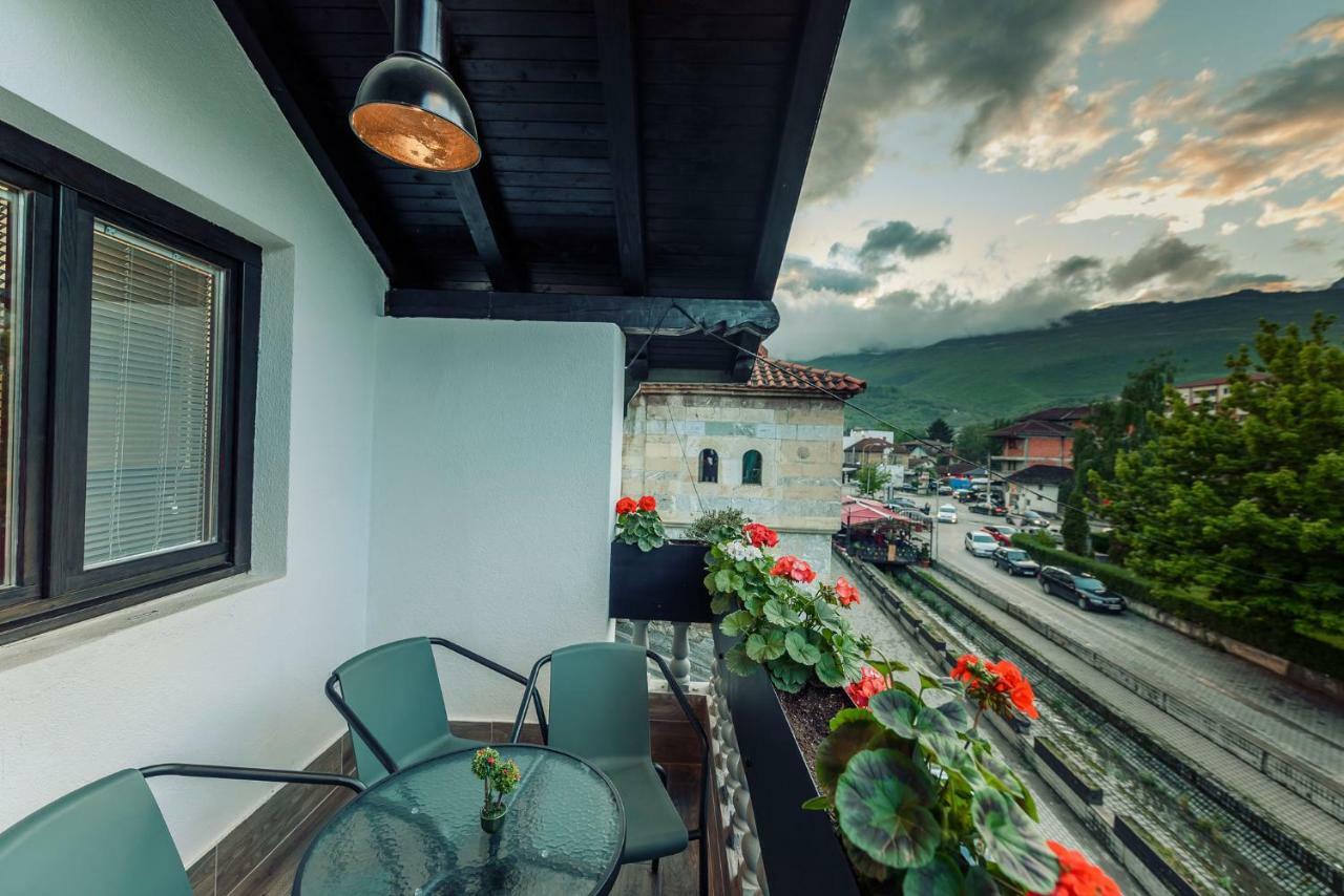 Town Hostel เปเย ภายนอก รูปภาพ